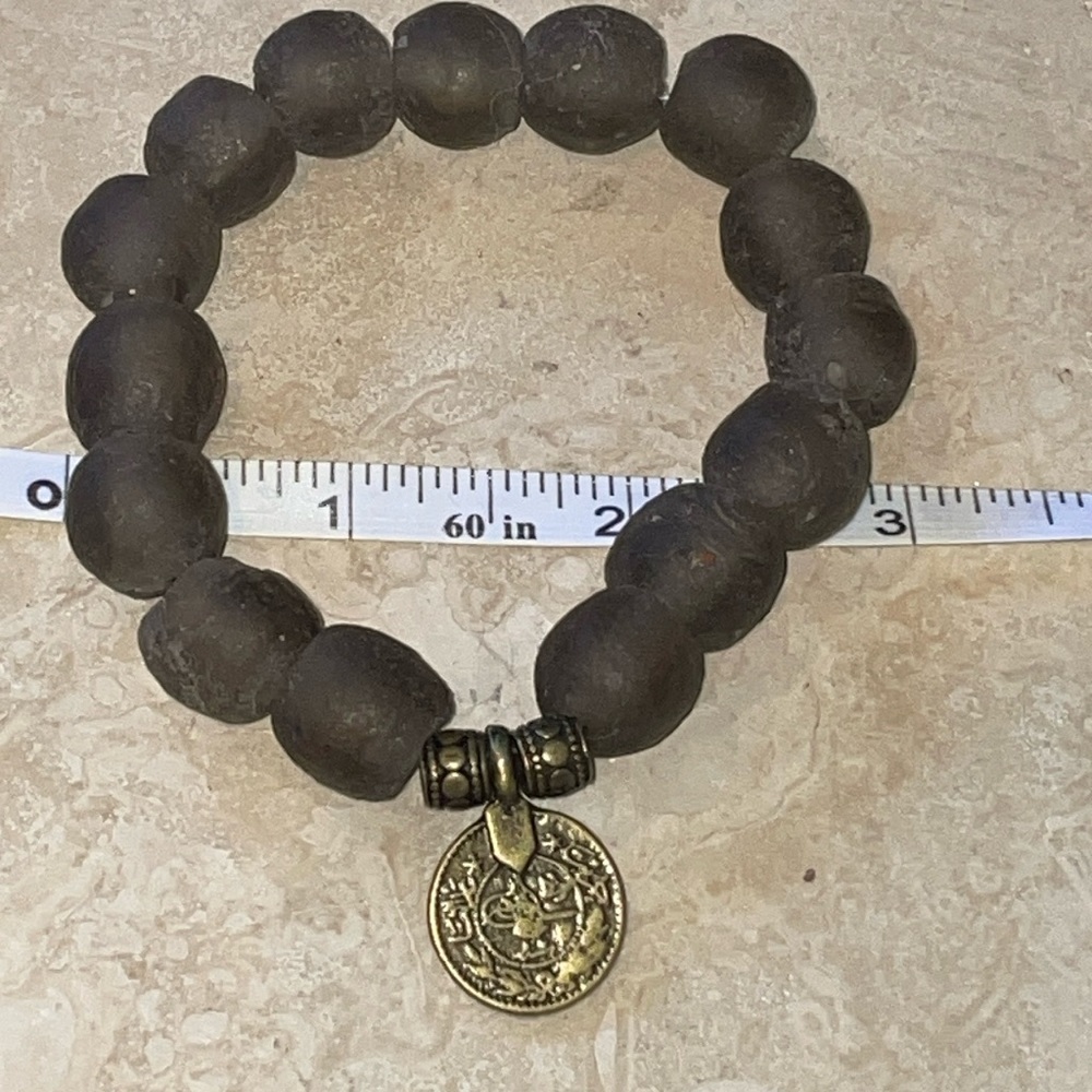 NWT Sea Glass Coin Bracelet Brown glass/antique brass